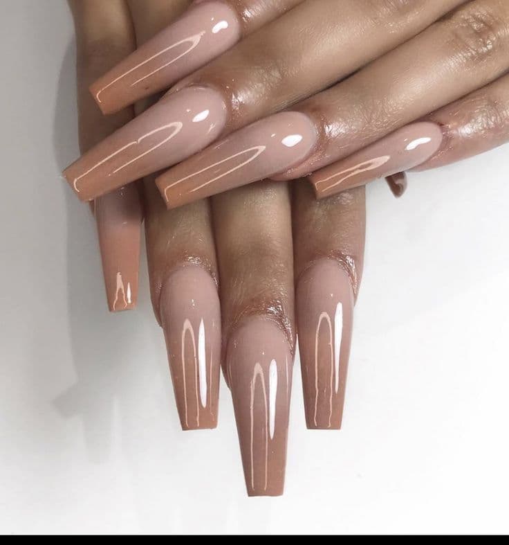 Nude élégant